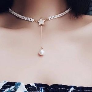 Rhinestone Choker Necklace Star & Pearl